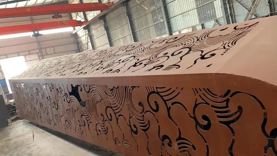 毛感乡耐候钢灯柱